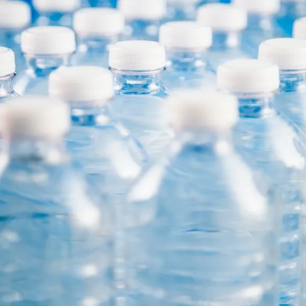 Industria planta embotelladora: aplicación de carretes para cable y manguera
